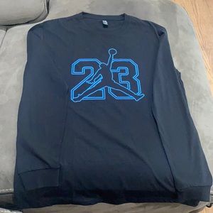 AIR JORDAN BASKETBALL #23 FLIGHT UNISEX LONG SLEEVE BLACK TEE